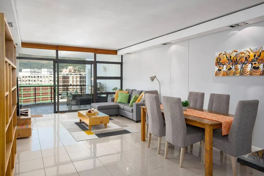 8Th Floor - Table Mountain Views Central & Secure Cape Town Apartment