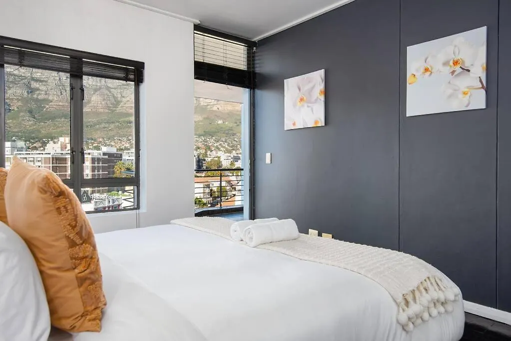 8Th Floor - Table Mountain Views Central & Secure Cape Town